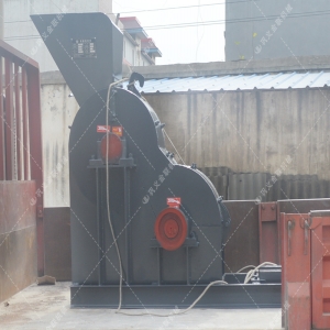 2PGC800X900雙齒輥破碎機發貨圖片_發往山東濟寧_破碎石頭