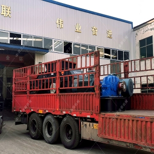 1200x800大型液壓對輥制砂機設(shè)備發(fā)貨圖片