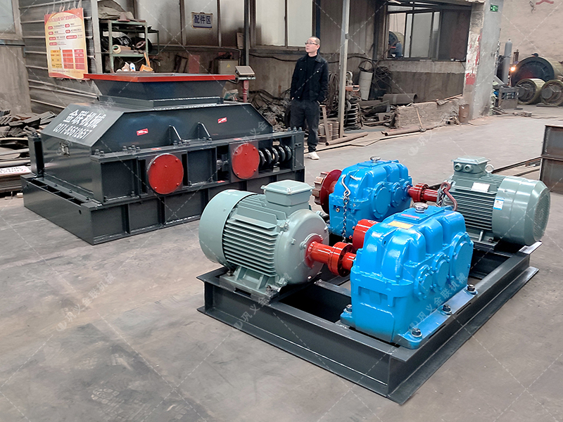 時產(chǎn)100噸齒輥破碎機(jī)廠家哪個實力強(qiáng)？