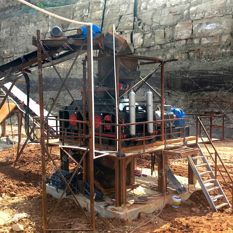 鵝卵石制砂機(jī)價(jià)格|鵝卵石制沙機(jī)設(shè)備|鵝卵石破碎機(jī)生產(chǎn)線廠家